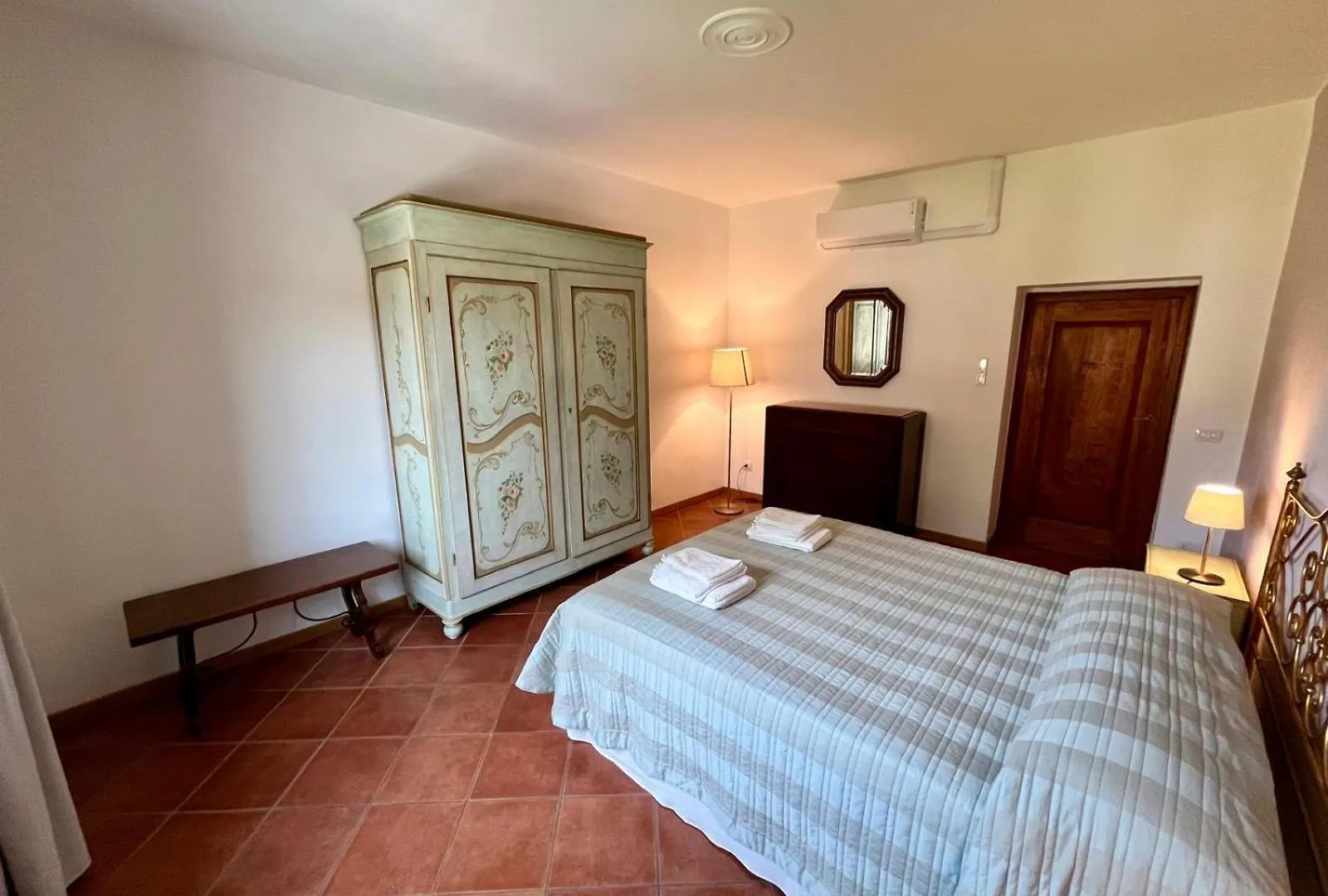 Casa Galletti San Donato in Poggio 0*,  Italy